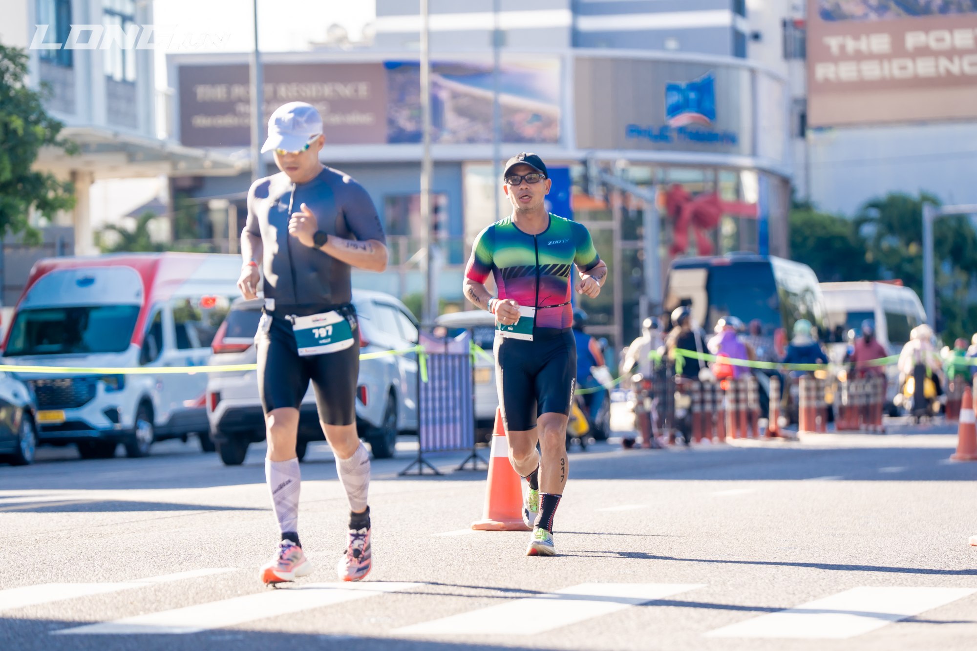 Coach Hải chạy bộ tại Ironman 70.3 Đà Nẵng, chặng chạy đòi hỏi bù điện giải dày hơn đạp xe